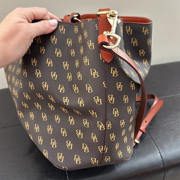 Dooney & Bourke Crossbody - Picture 16 of 16